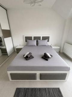 Serenity Apartment - 1