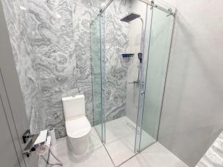 Quiet Oasis near Center Garden and Free Parking 3 - 6