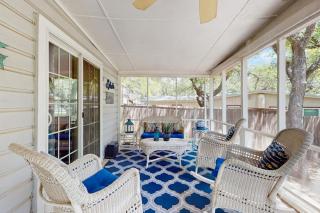 Beautiful Family House with WiFi, Central AC, Washer/Dryer & Shared Boat Launch - 6