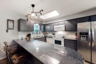 Wonderful Lakefront Home with Yard, Water Views, Central AC, WiFi, Private W/D - 3