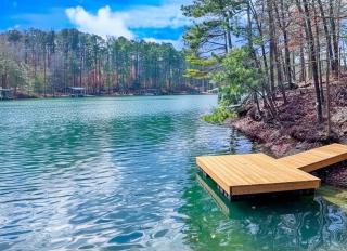 Lake Lanier Escape Near Atlanta Dock & Kayaks 2 kitchens, 2 laundry arcade pool table and more! - 4