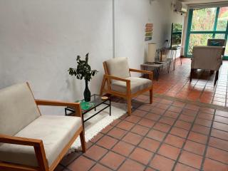 Espacio y confort en tres dormitorios - 2