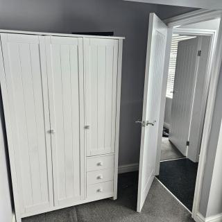 Stylish and Cozy One Bedroom Flat - 9