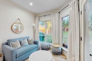 Modern Home Near Lake LBJ with Enclosed Yard, Patio, Grill & Central AC - 1