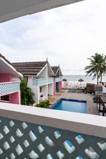Lobster Beach Resort - 9