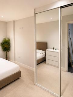 Stylish City Centre Apartment Walk to AO Arena & Victoria - 6
