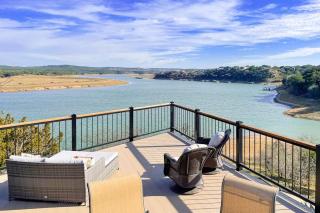 Stunning Lakefront Home with 2 Patios, Chef's Kitchen, & Lake Access - 9