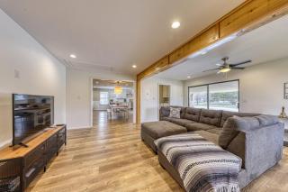 Peaceful Riverfront Home with Enclosed Yard - Walk to the River - 8