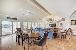 Lakeside, Dog-Friendly Living with Kayaks, Boat Ramp, Pool Table & Ping-Pong - 6