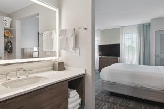 Staybridge Suites Sacramento Woodland by IHG - 9