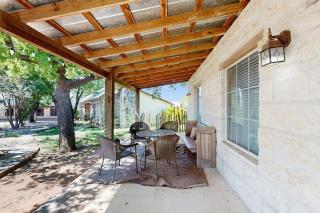 Five Dog-Friendly Suites on Hwy 290 Wine Trail - 8