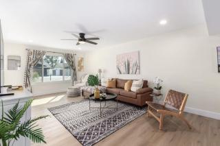 3bd Pool Hot Tub Garage Full Kitchen ASU - 2