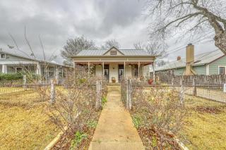 Three Lovely Homes, Group- Family-Friendly, Near Downtown, 2 Dogs OK - 4