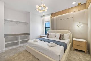 11036 Luxury 11BR Home w Cinema Game Room - 7