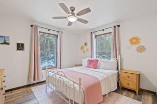 Secluded Dog-Friendly Retreat in Baileys Harbor - 7