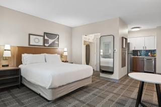 Staybridge Suites Sacramento Woodland by IHG - 8