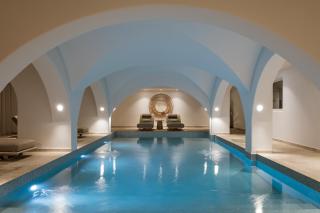 NĒRO Boutique Hotel - 4