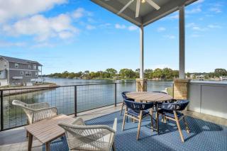 Stunning Lakefront Home with Pickleball, Shared Pool & Sand Volleyball - 9