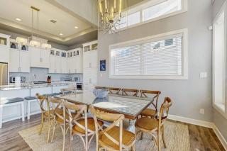 Stunning Lakefront Home with Pickleball, Shared Pool & Sand Volleyball - 2