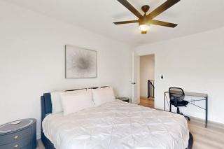 Modern Lago Vista Home with Balcony, Patio, Gas Grill, WIFI, and AC - 3