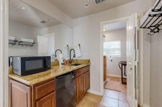 4-Bedroom Spacious Home with Guest House & Pool, Located on 9 Acres of Land - 1