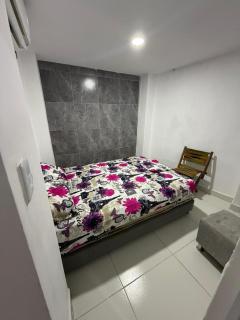 Makako Hostal 420 - 2