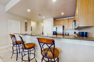 Dog-Friendly & Spacious Condo with Lake Views, Large Balcony, & Pool - 3