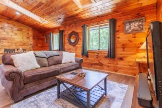 Edge View Chalet - 2
