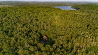 Pucky Pines - 5 mins to Bethel Woods with Hot Tub - 2