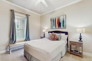 Waterfront Condo with Furnished Balcony, Central AC, & Washer/Dryer - 1