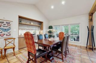 Spacious Beautiful Home with Full Kitchen, Balcony and Patio, Next to Golf Course - 4