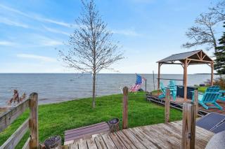 Dog Friendly-Southern Door waterfront retreat - 9
