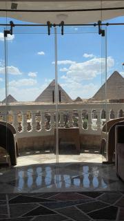 Apartment with panoramic view of the Pyramids, suitable for families - 8