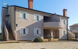 3 Bedroom Gorgeous Apartment In Medulin - 5