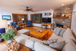 Asher Manor by Simple Life Rentals - 9