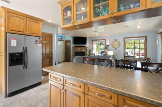 The Retreat at Sunshine Creek by Simple Life Rentals - 1