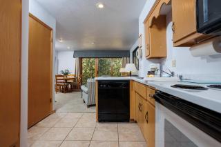 Hilltop View in Fish Creek Unit B-3 by Simple Life Rentals - 3