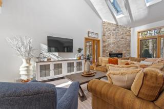 Secluded Egg Harbor Retreat Near Downtown - 0