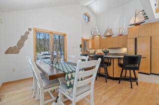 Secluded Egg Harbor Retreat Near Downtown - 1