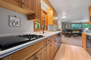 Bayview Bliss Bungalow by Simple Life Rentals - 2