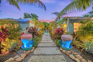 Walk to Siesta Key Beach & Village, Pool, Dock, Game Room - 8