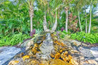 New Listing - Dates Available Now! Beach & Village - 1