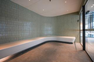 Style and Substance In The Quarter with Pool, Jacuzzi and Gym MQ806 - 8