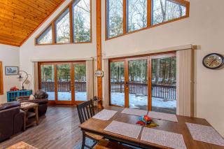 Cabin in the Woods by Simple Life Rentals - 9
