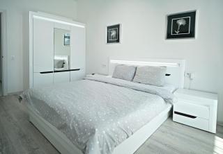 Arcadia Sky Apartments - 5