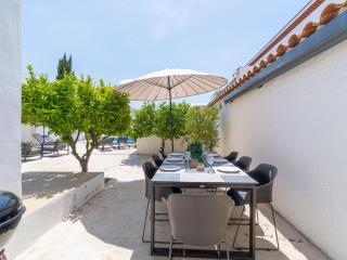 Villa de Lujo con Piscina Privada y Aparcamiento en Empuriabrava - HISP-288-67 - 4