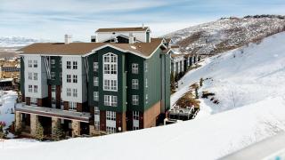 MountainSide Resort Studio Villa - 8