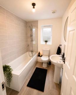 Cozy Morden Hilltop Guest house - 6