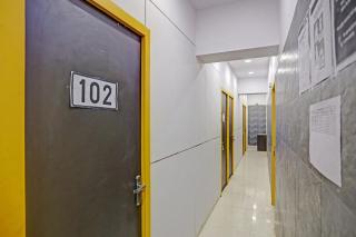 OYO 84596 Hotel North Campus - 6