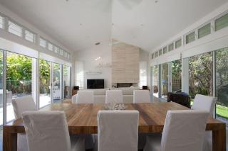 White Sands Beach House - 3